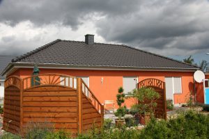 Bungalow auf Bodenplatte, gebaut in Weinböhla